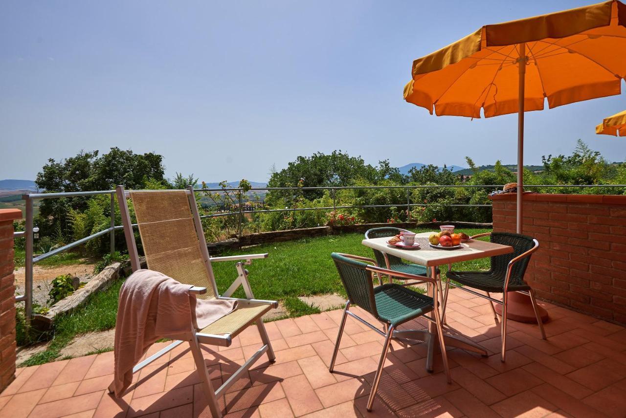Casanova - Panoramic Rooms&Suites San Quirico dʼOrcia Exterior foto