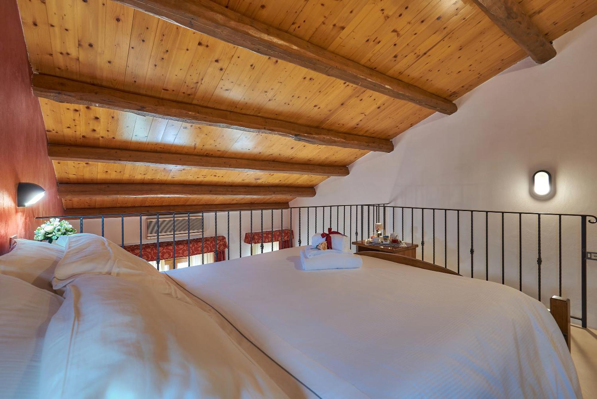 Casanova - Panoramic Rooms&Suites San Quirico dʼOrcia Exterior foto