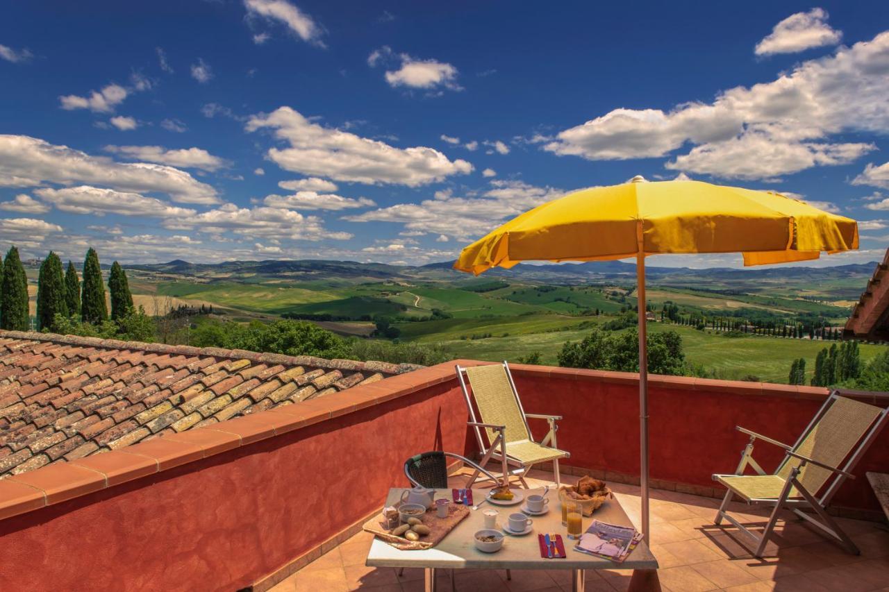Casanova - Panoramic Rooms&Suites San Quirico dʼOrcia Exterior foto